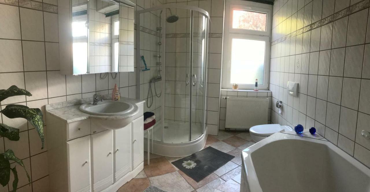 Zimmervermietung Barth Bernburg Exterior foto